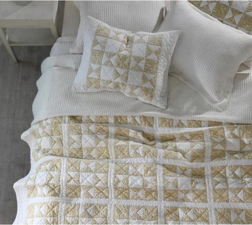 Heirloom Quilt Beddings Photo