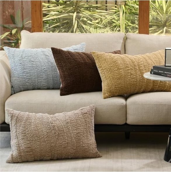 Decorative Pillows & Cushions Photo