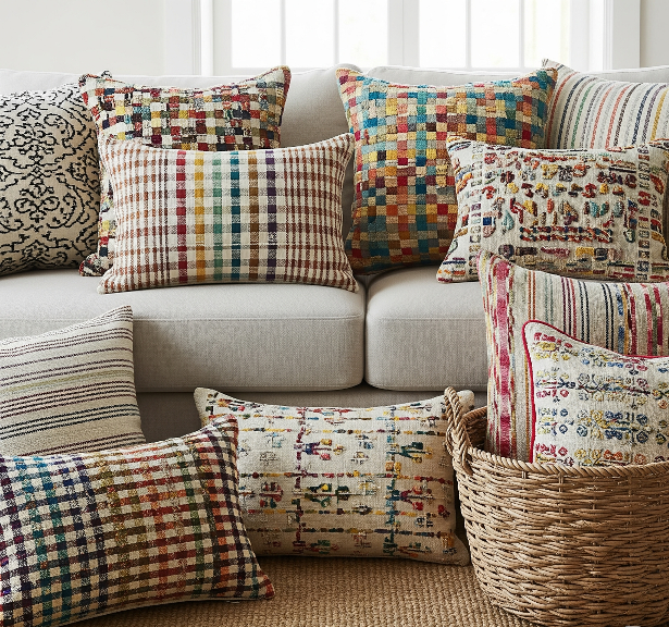 Decorative Pillows & Cushions Photo
